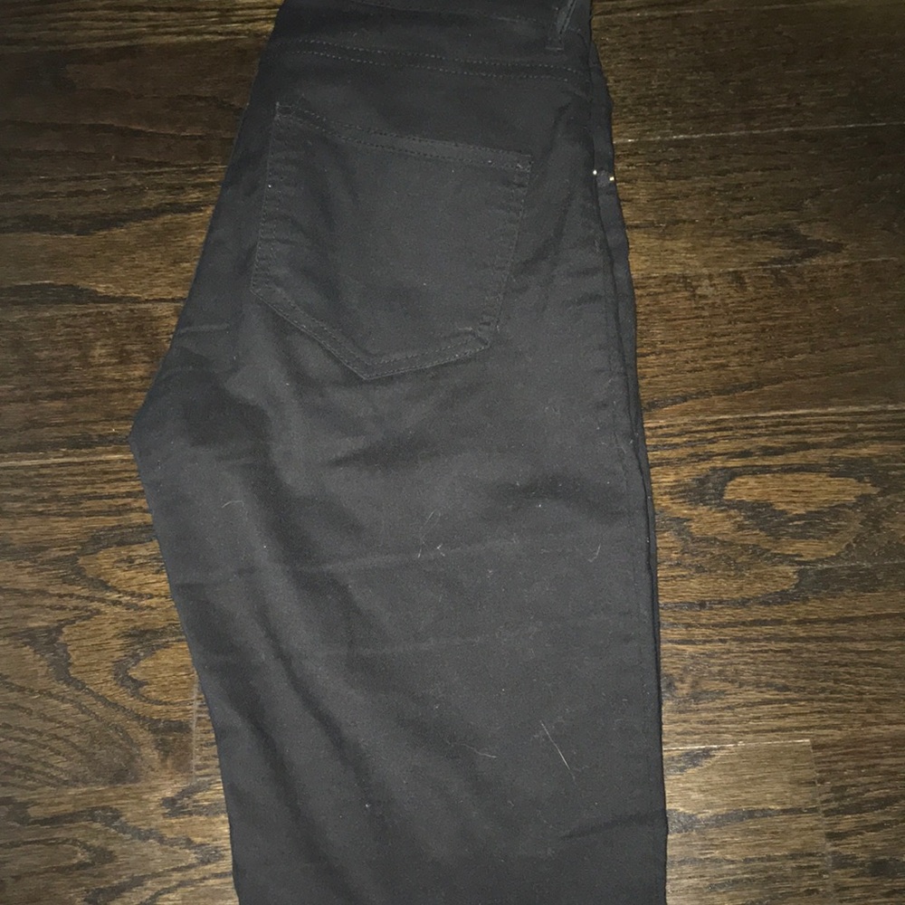 Black skinny jeans
